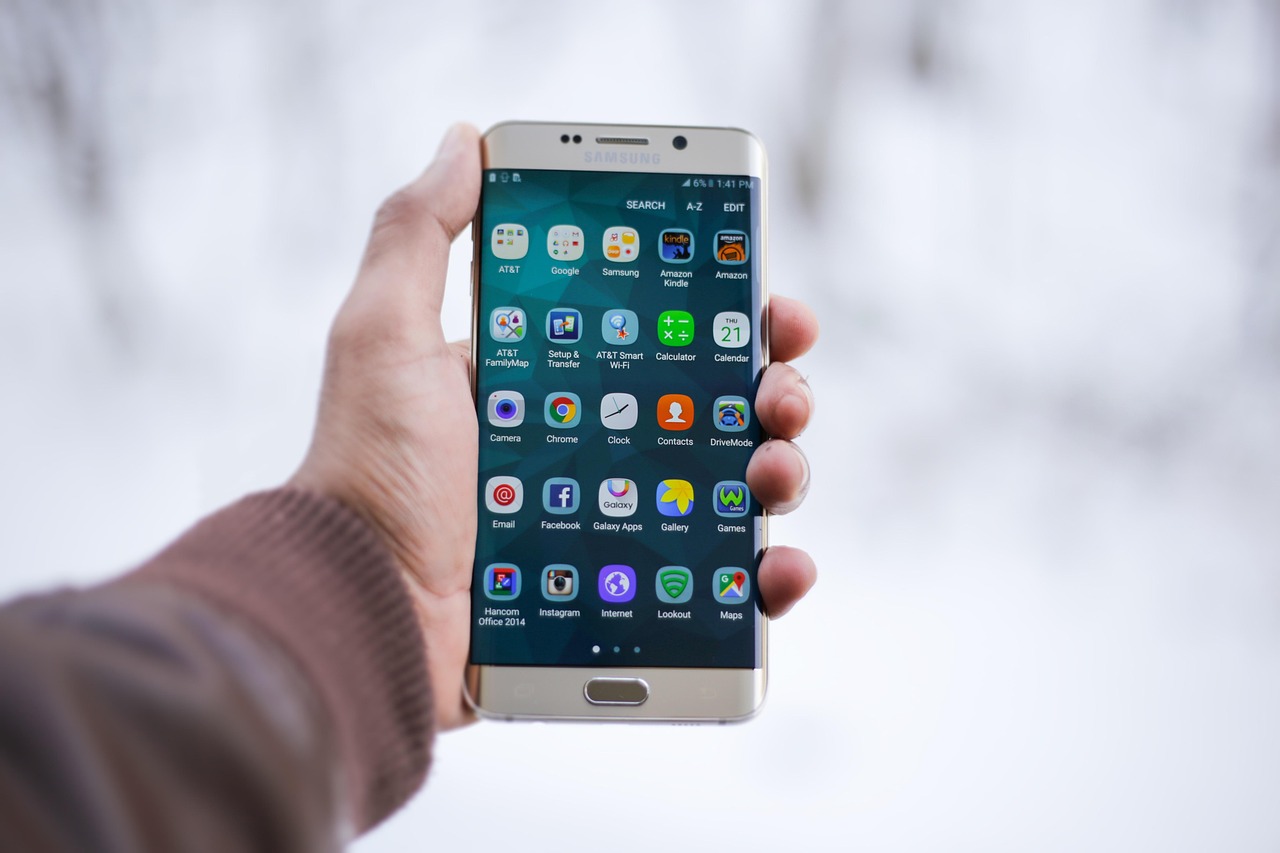 Pixi iOS 앱 리뷰: 문자 메시지를 인터랙티브 AR 경험으로 만드는 신기한 AI